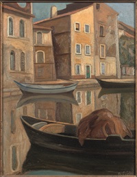 Vue d'un canal en ville
