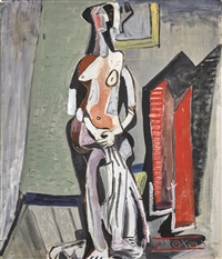 STANDING WOMAN