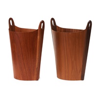 Papperskorgar (2 works)