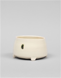 Footed cylinder, 1990