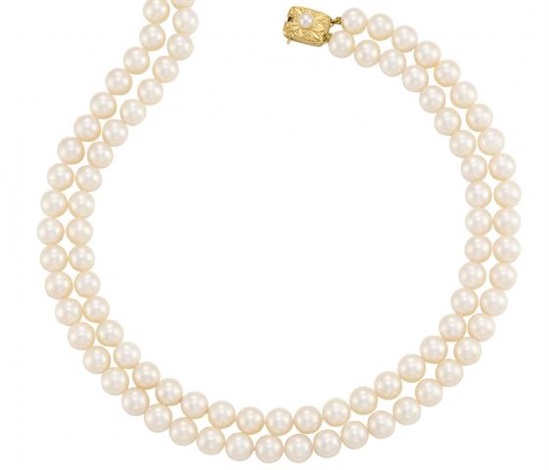 double strand pearl necklace