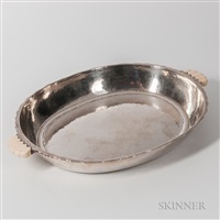 M.T. Wetzlar Sterling Silver Handled Dish, 1900–1925 M.T. Wetzlar Sterling Silver Handled Dish, 1900–1925