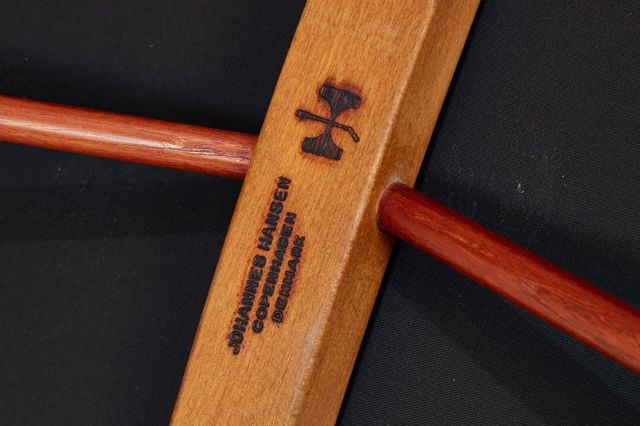 bench by hans j. wegner