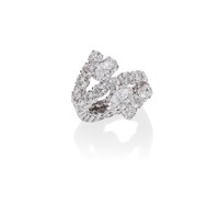 TABBAH: DIAMOND CROSSOVER RING