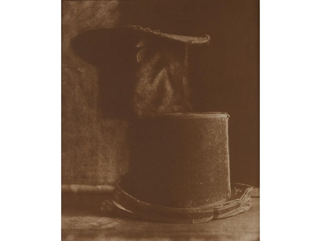 top hat box