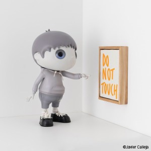do not touch (grey) by javier calleja