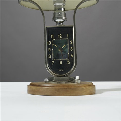 table lamp with clock