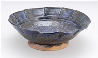MAKOTO YABE STONEWARE CENTERPIECE BOWL Boston,... MAKOTO YABE STONEWARE CENTERPIECE BOWL Boston,...
