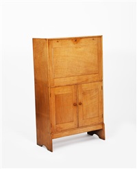 A Cotswolds School composite bedroom suite... A Cotswolds School composite bedroom suite...