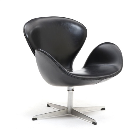 swan chair by arne jacobsen on artnet