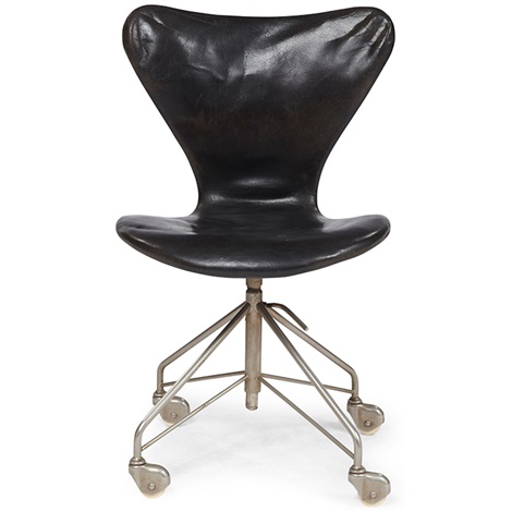 series 7 chair shop sevener series chair by arne jacobsen sevener series arne jacobsen on artnet series 7 chair shop sevener series chair by arne jacobsen sevener series arne jacobsen on artnet