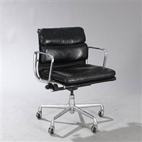 La Poltrona Eames Lounge Chair Di Charles E Ray Eames Sbandiu