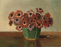 A vase of anemones