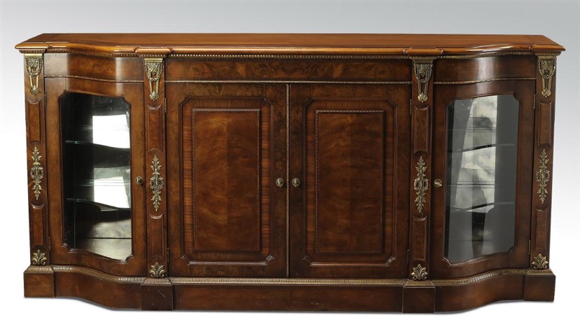 Henredon Grand Provenance Mahogany And Birds Eye Maple Serpentine