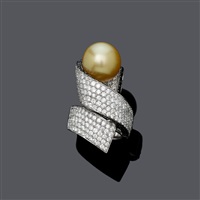 PEARL AND DIAMOND RING, BY LA SERLAS