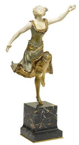 dancer with castanets by