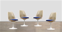 Set of 4 Off White Tulip 151 Chair by Eero..., 1950