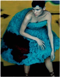 Sveta pour “Hussein Chalayan”, 2000