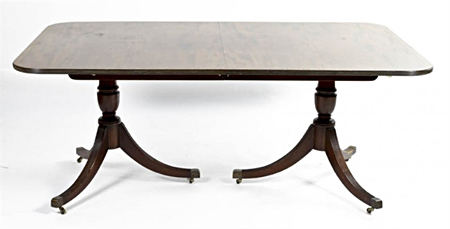A Georgian Style Double Pedestal Table A Georgian Style Double Pedestal Table