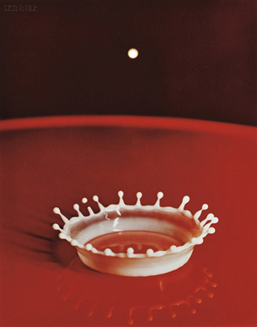 Milk Drop Coronet by Harold Edgerton