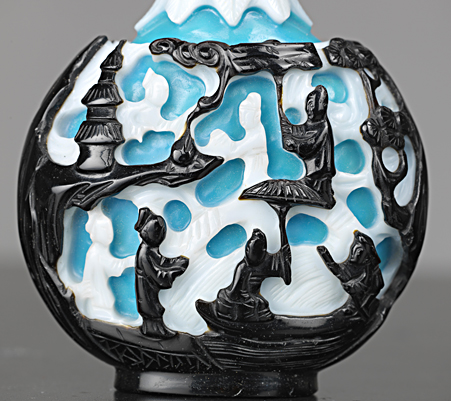 Legend of the White Snake snuff bottle