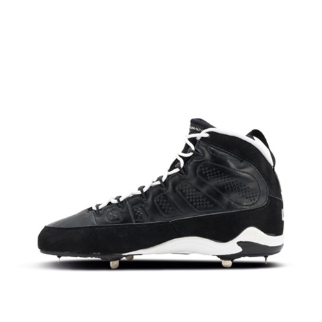 mj baseball cleats