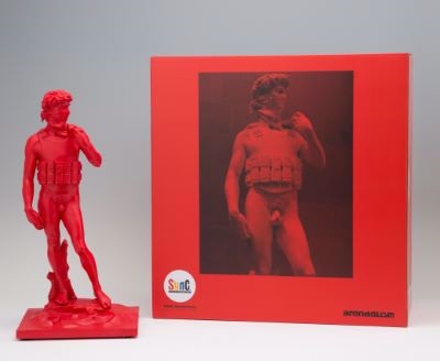 Suicide Man Red Ver.： BRANDALISMBanksy×MEDICOM TOY Sync. by