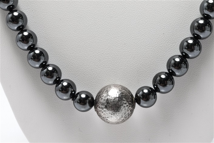 Tiffany hematite necklace deals