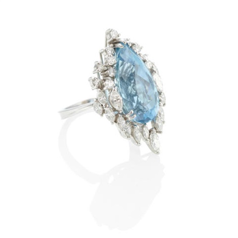 H. STERN AN 18K WHITE GOLD, AQUAMARINE AND DIAMOND RING by H. Stern (Co ...