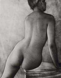 nude, paris by erwin blumenfeld