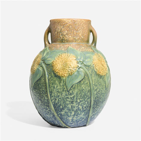 Sunflower vase, model 493-9 by Roseville Pottery Company on artnet