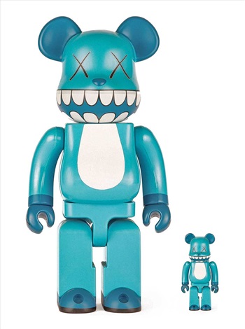 Bearbrick deals kaws 100