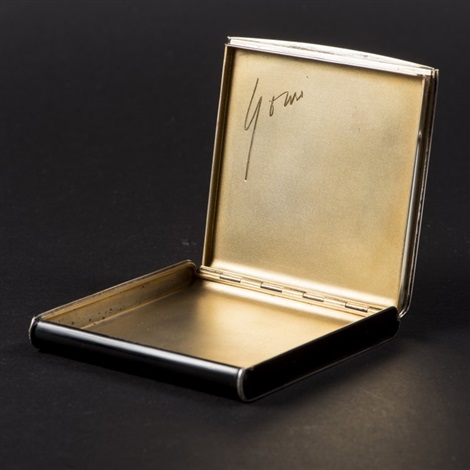 Cigarette case by Alfred Dunhill on artnet