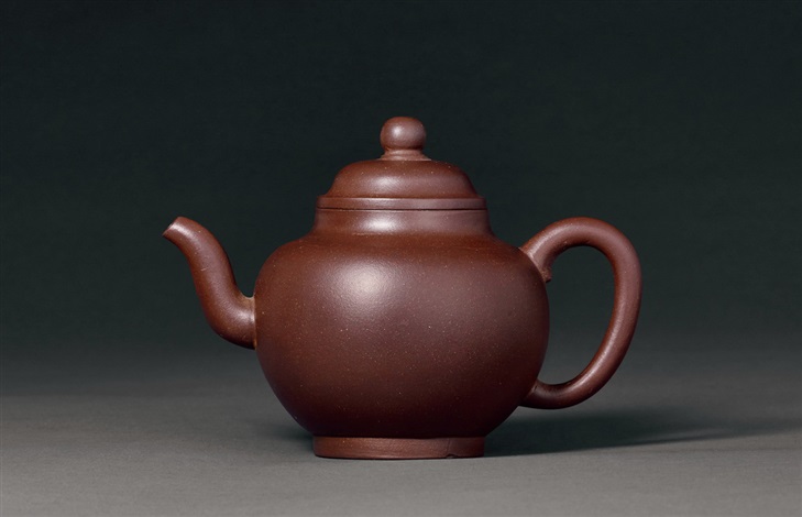 清乾隆紫砂宫灯壶on artnet