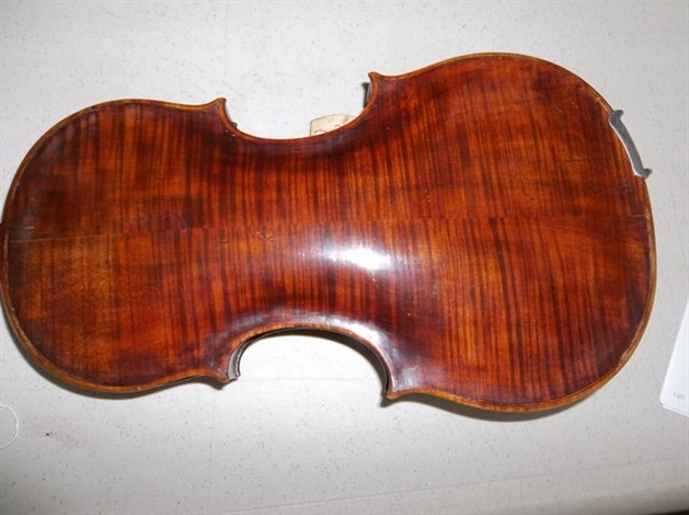 Carcassi violin store