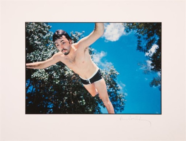 LINDA MCCARTNEY LIFE IN PHOTOGRAPHS LIMITED SIGNED Includes a
