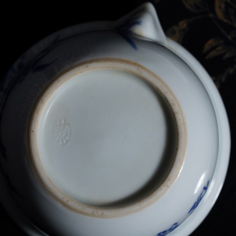 明治1868-1912·初代三浦竹泉造青花泡瓶by Miura Chikusen I on