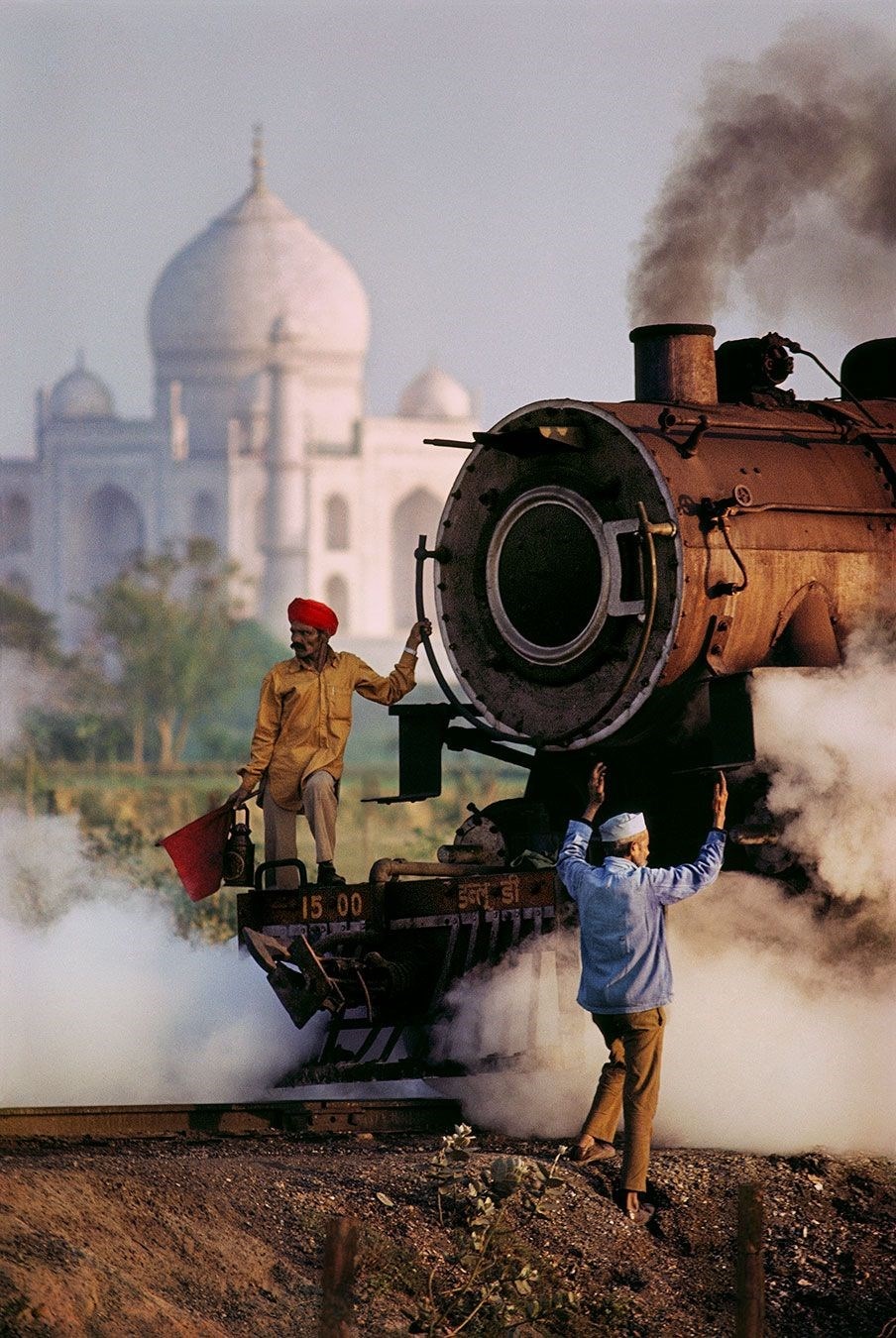 Vertical Taj and Train by Steve McCurry on artnet