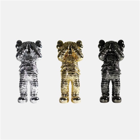 KAWS HOLIDAY SPACE 3体セット Holiday Space set of 3 by KAWS