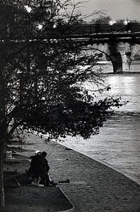 Untitled (Couple by a Bridge), Paris